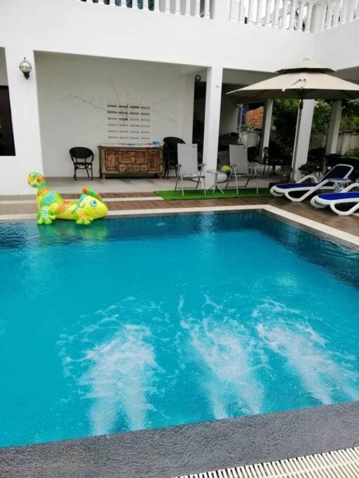 Melaka Private Pool Villa Kampong Lereh Exteriör bild